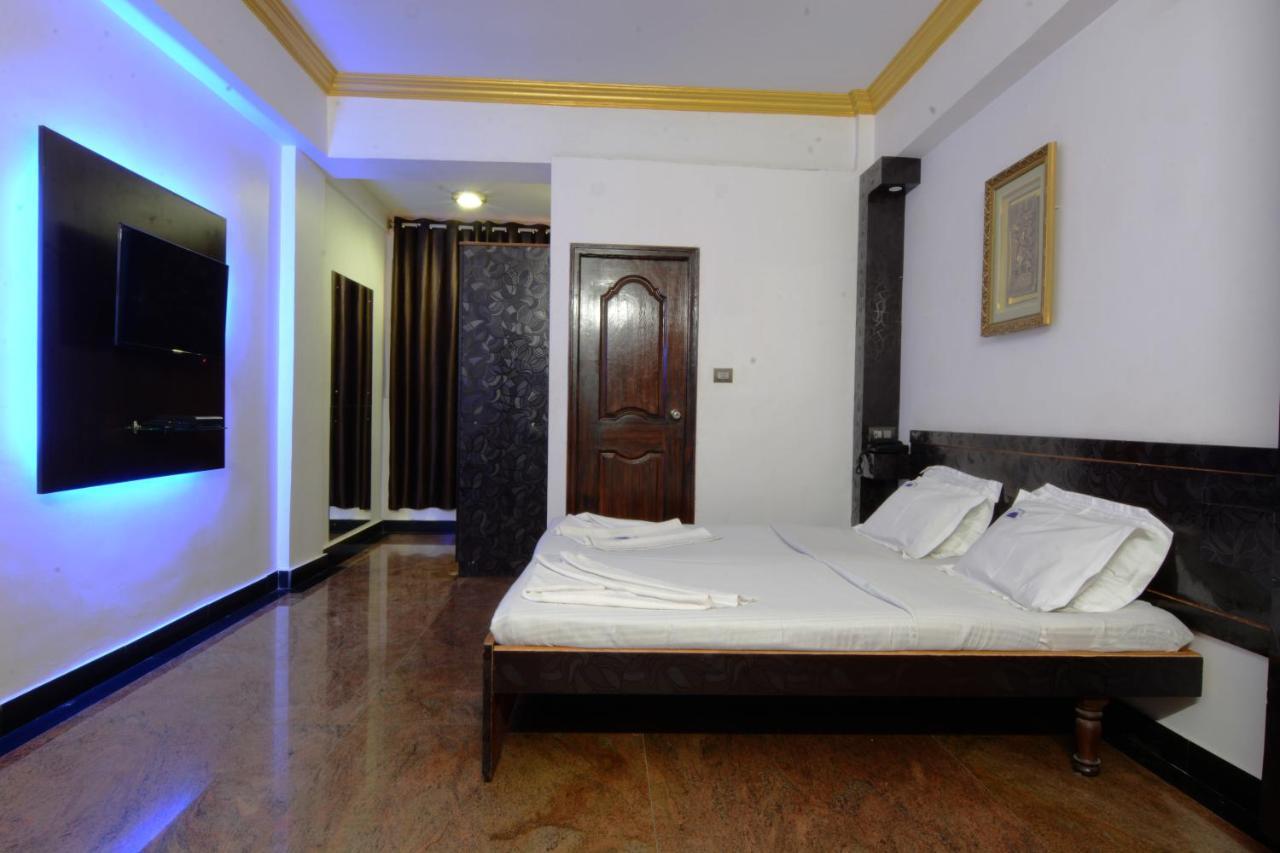 Hotel Deva Residency Bangalore Bagian luar foto